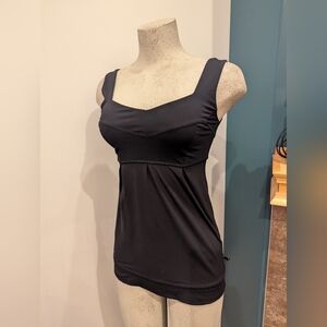 Lululemon Elevate Tank Women's Black Low Back Singlet Size 4 Fits Size 6